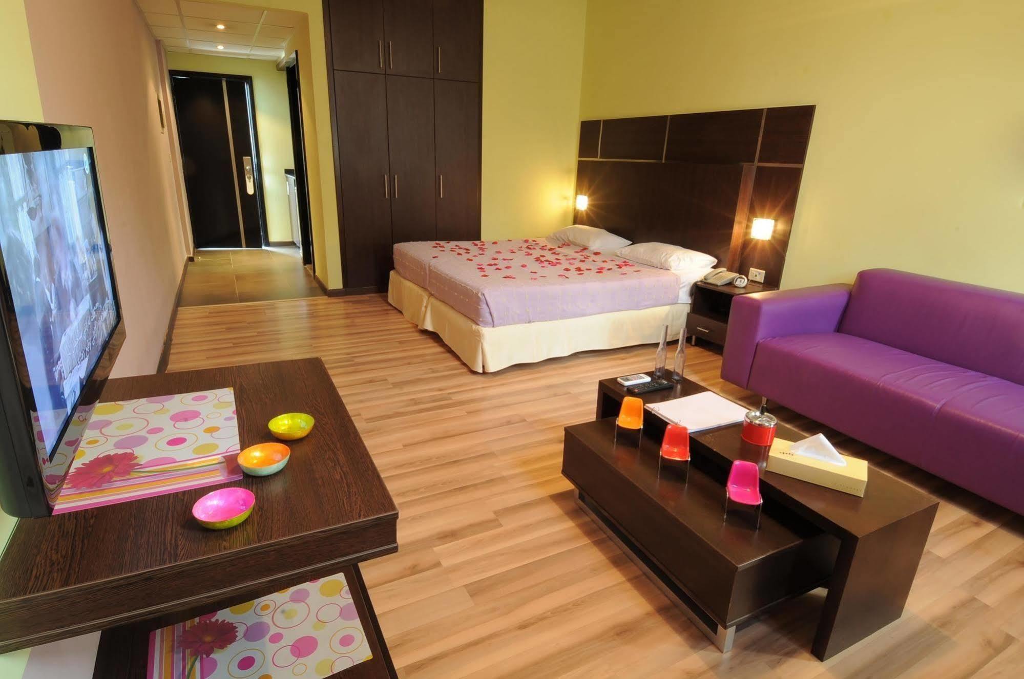 Suite Hotel Merlot - Beiroet Buitenkant foto